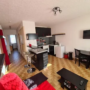 apartment-viktor-ii.fr-provencehotel.com/